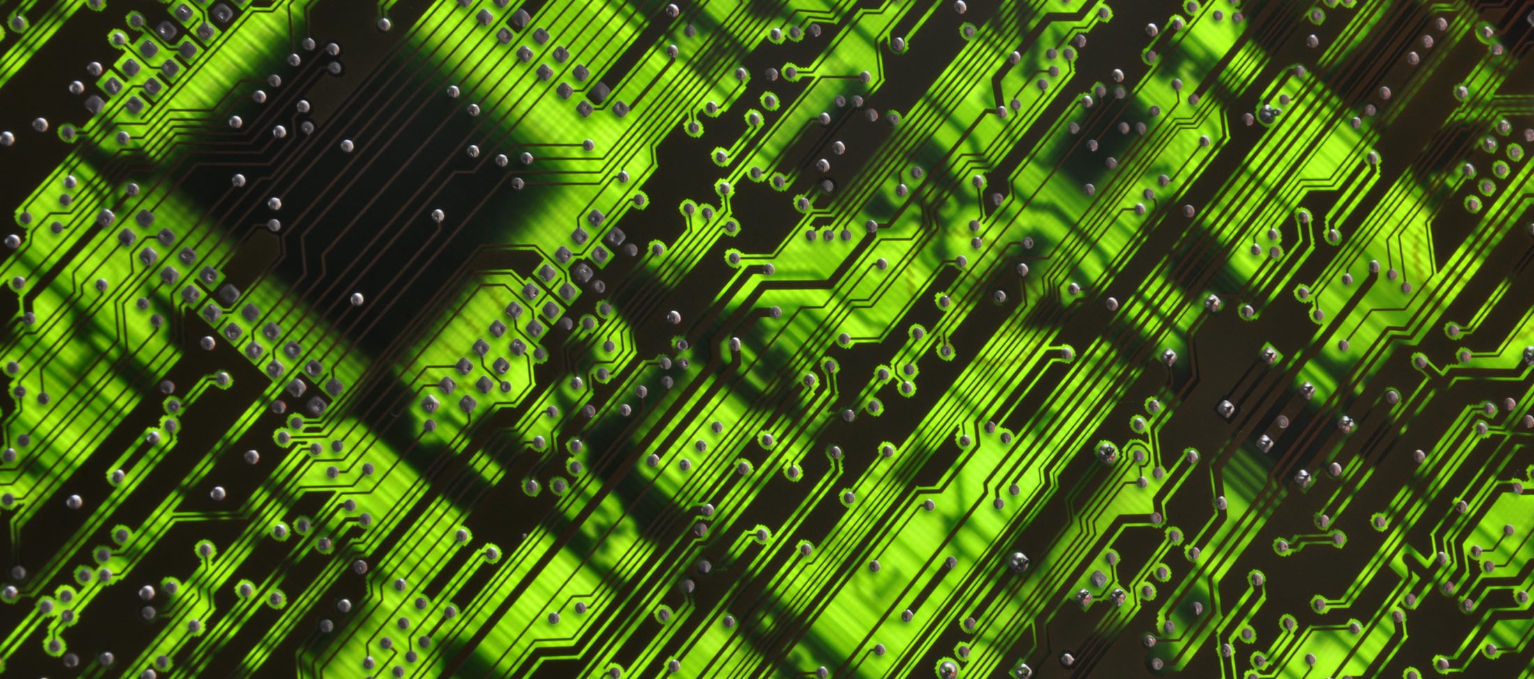 ApplicPhoto_IndMfg_Electronics_HERO