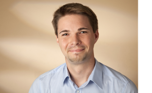 Presenter: Prometeusz Jasinski 