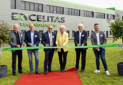 PR_Excelitas Goettingen Ribbon Cutting.jpg Excelitas Goettingen Ribbon Cutting